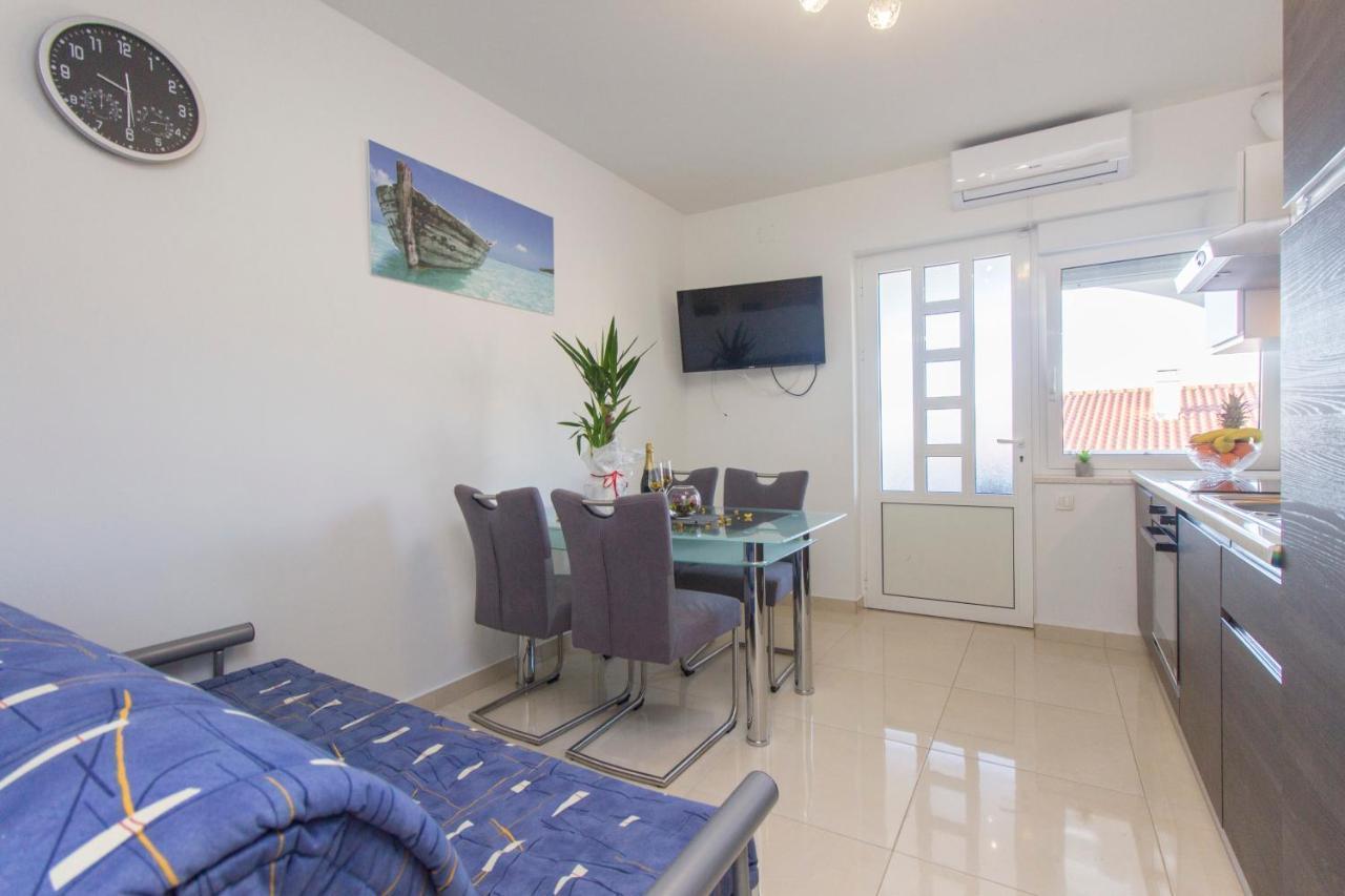 Apartmani Malis Ražanj Dış mekan fotoğraf