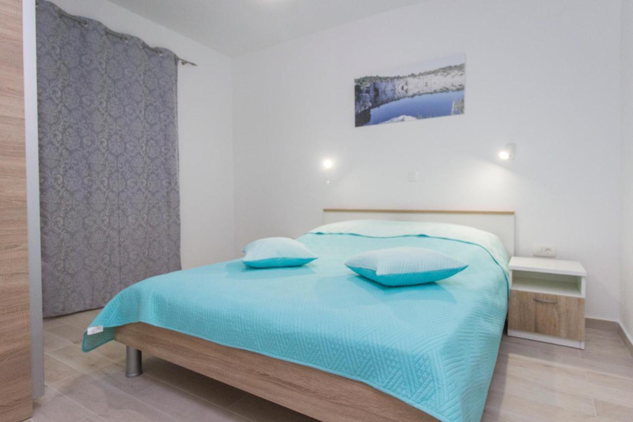 Apartmani Malis Ražanj Dış mekan fotoğraf